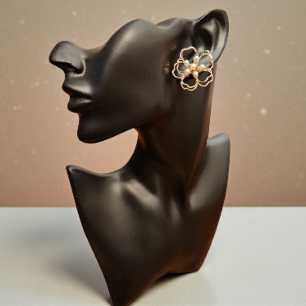 Wire Flower Earrings